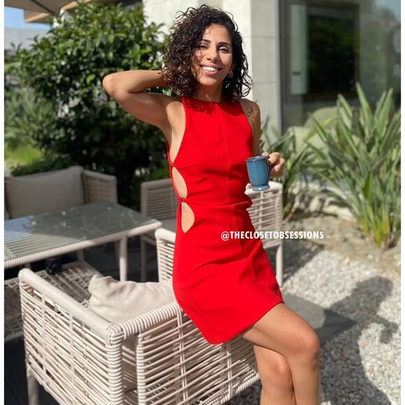 RARE!!! BLOGGER FAVE!!! ZARA Mini Dress with Side Slits - Picture 5 of 16